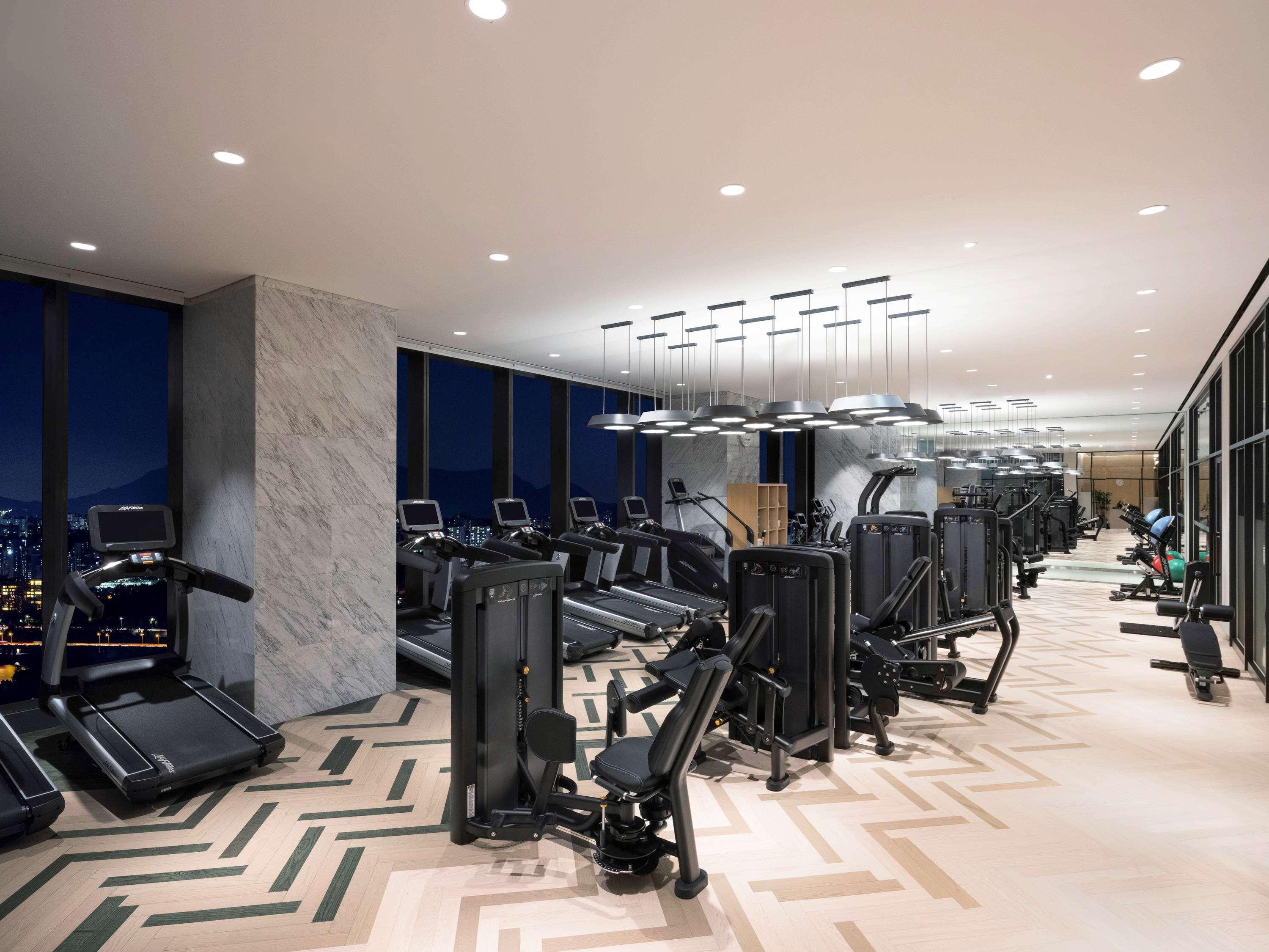 Novotel Suites Ambassador Seoul Yongsan Екстер'єр фото