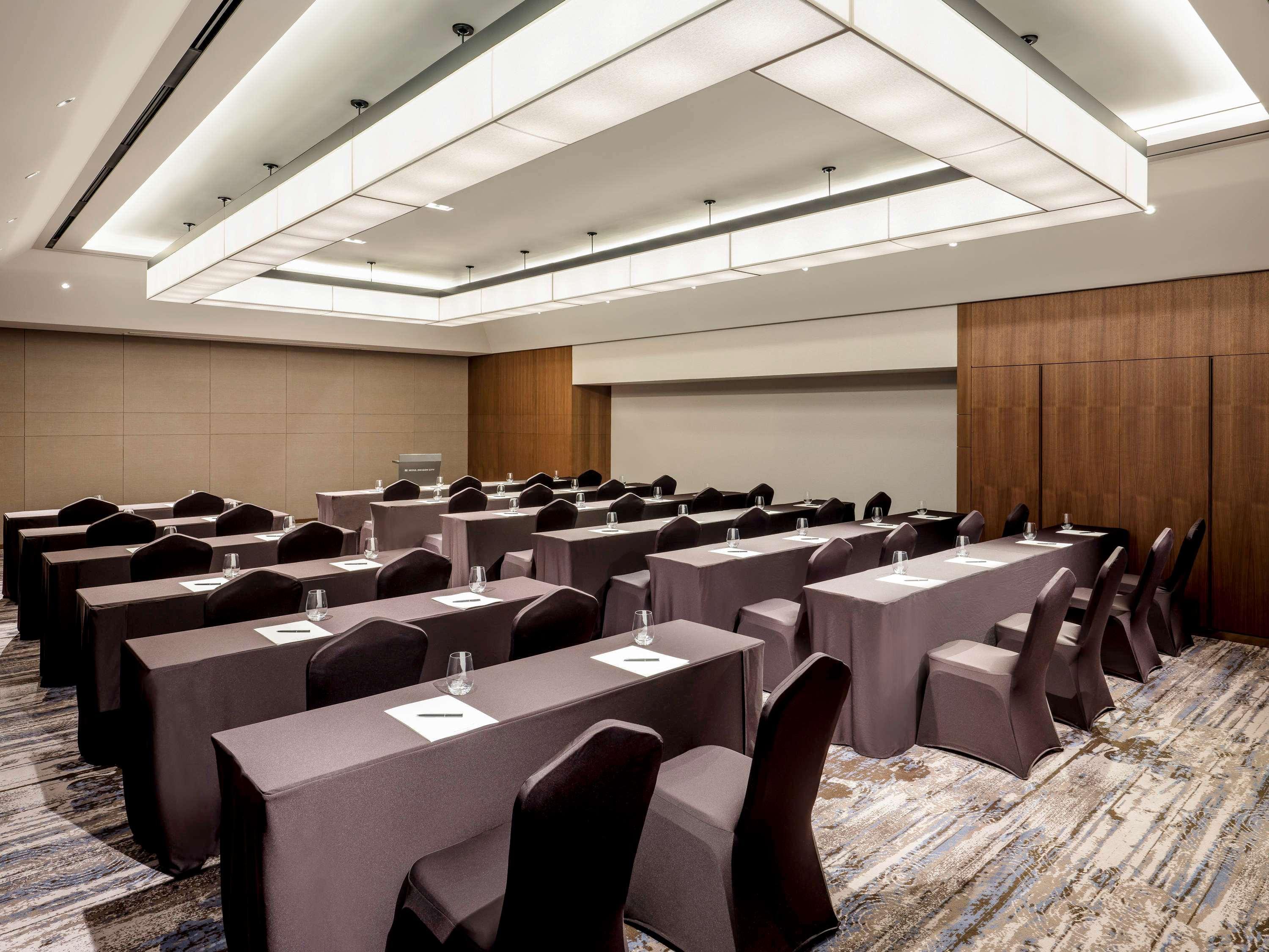 Novotel Suites Ambassador Seoul Yongsan Екстер'єр фото